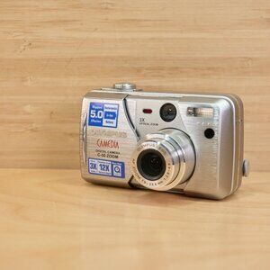 Olympus Camedia C-50 / 5MP Digital Camera / 3x Optical Zoom / Tested